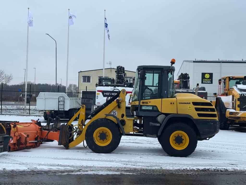 Yanmar V 120 - Wheel loader: picture 1 Yanmar V 120 - Wheel loader: picture 1