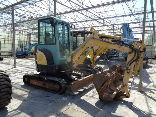 Yanmar VIO25-4 - Mini excavator: picture 2 Yanmar VIO25-4 - Mini excavator: picture 2