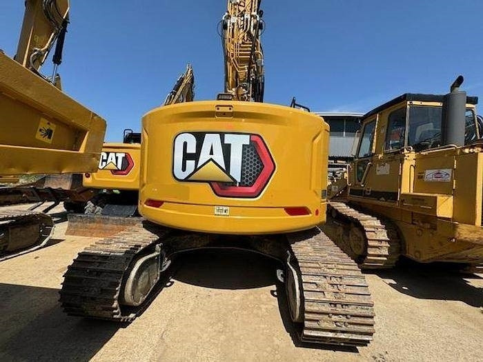 CAT 325 - Crawler excavator: picture 3 CAT 325 - Crawler excavator: picture 3