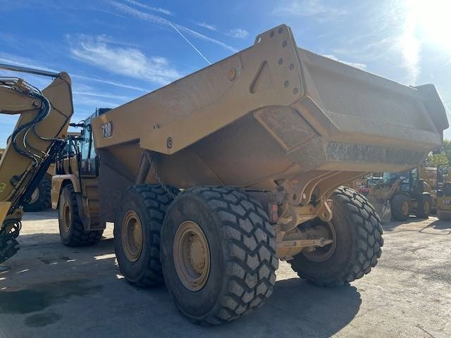 CAT 730 - Articulated dumper: picture 3 CAT 730 - Articulated dumper: picture 3