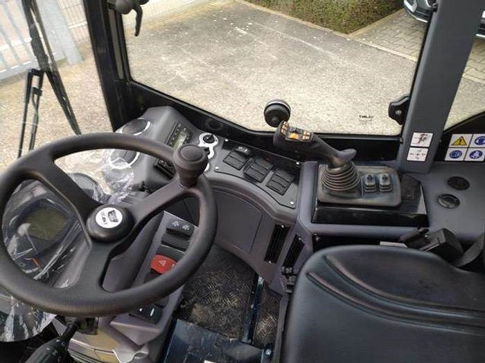 GiANT G3500 Tele - Telescopic wheel loader: picture 3 GiANT G3500 Tele - Telescopic wheel loader: picture 3