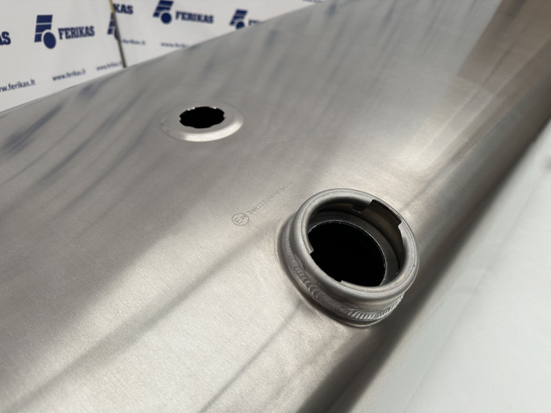 Iveco - Fuel tank for Truck: picture 4 Iveco - Fuel tank for Truck: picture 4