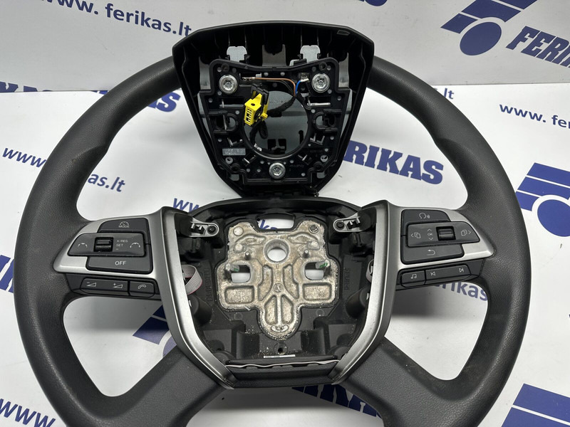 MAN TGX - Steering wheel for Truck: picture 3 MAN TGX - Steering wheel for Truck: picture 3