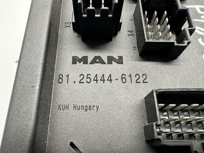 MAN fuse box - Electrical system for Truck: picture 3 MAN fuse box - Electrical system for Truck: picture 3