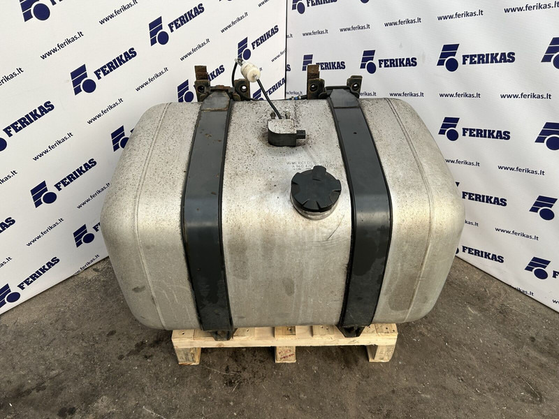 Mercedes-Benz 290L 565x650x950 - Fuel tank for Truck: picture 1 Mercedes-Benz 290L 565x650x950 - Fuel tank for Truck: picture 1
