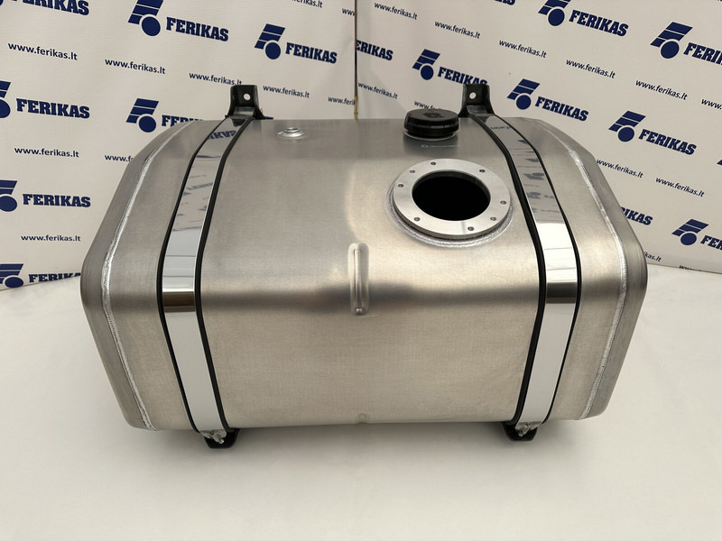 Mercedes-Benz - Hydraulic tank for Truck: picture 1 Mercedes-Benz - Hydraulic tank for Truck: picture 1