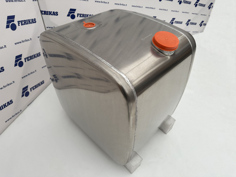 Mercedes-Benz one side flat - Fuel tank for Truck: picture 3 Mercedes-Benz one side flat - Fuel tank for Truck: picture 3