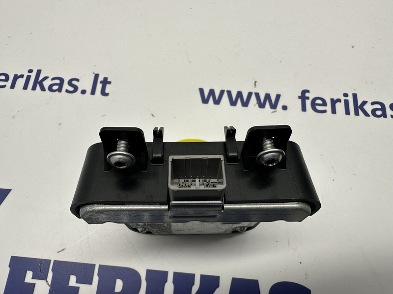 Renault camera, lane assist camera - Electrical system for Truck: picture 3 Renault camera, lane assist camera - Electrical system for Truck: picture 3