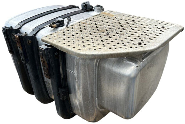Scania 540L with brackets - Fuel tank for Truck: picture 5 Scania 540L with brackets - Fuel tank for Truck: picture 5