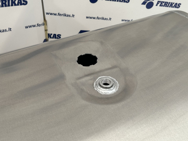 Scania New aluminum fuel tank 350L - Fuel tank for Truck: picture 4 Scania New aluminum fuel tank 350L - Fuel tank for Truck: picture 4