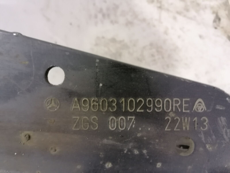 Mercedes-Benz MB mp4 - Spare parts for Truck: picture 5 Mercedes-Benz MB mp4 - Spare parts for Truck: picture 5