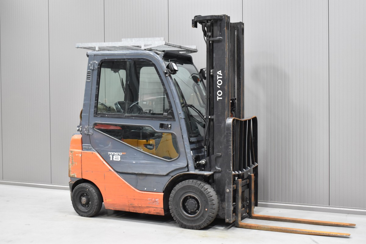 LPG forklift TOYOTA 06-8FG18F: picture 1