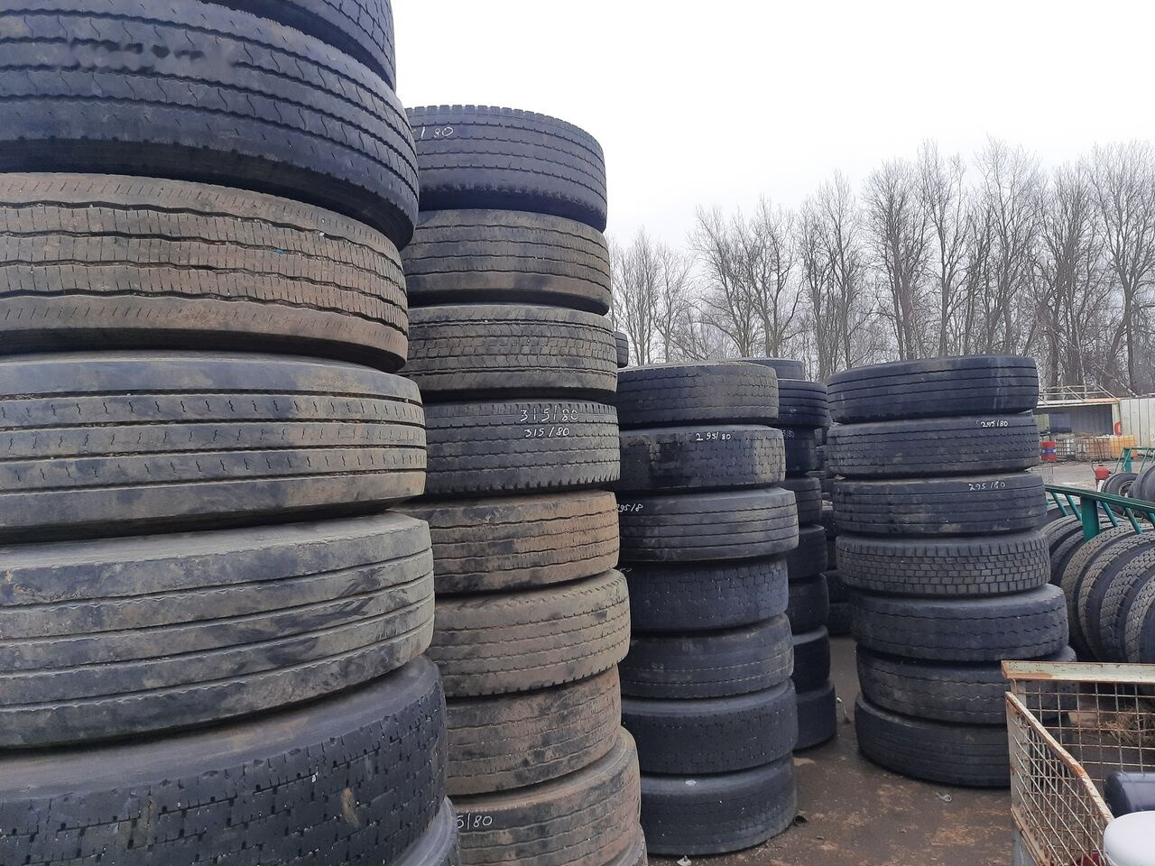 Michelin 295*80R22.5 255*70 \ 275*70* 265\70R19.5 on lease Michelin 295*80R22.5 255*70 \ 275*70* 265\70R19.5: picture 9