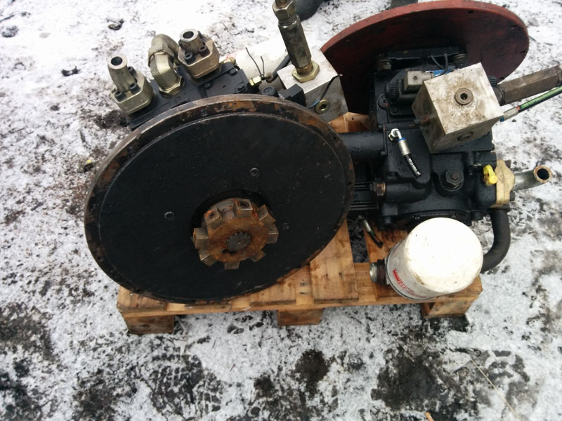 Sandler 90R130 - Hydraulic pump: picture 4 Sandler 90R130 - Hydraulic pump: picture 4