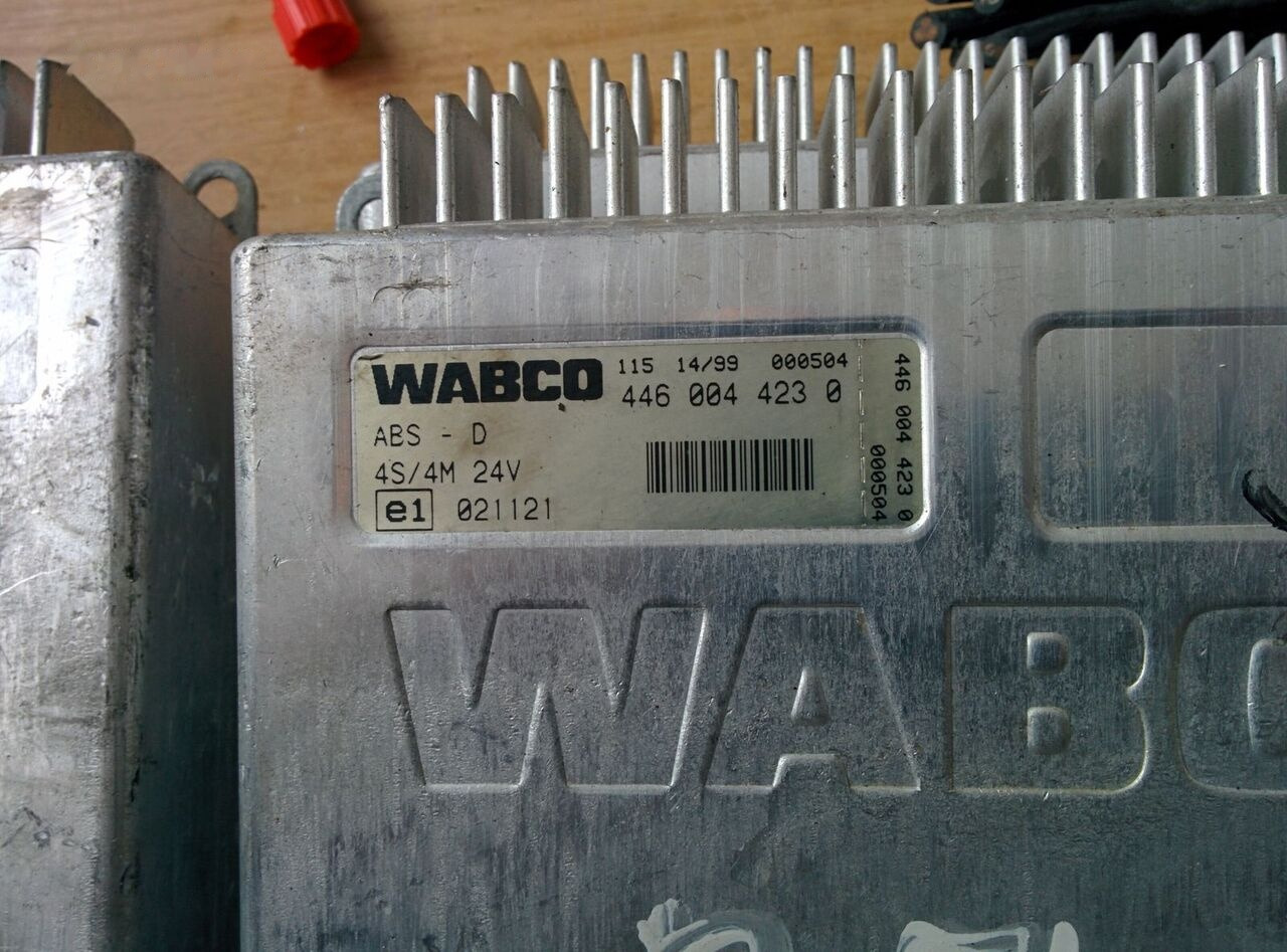 Scania WABCO -4460040850 .4S/4M-4460044230. 4460044040.6S/6M4460034160. Scania Volvo - ECU for Bus: picture 2 Scania WABCO -4460040850 .4S/4M-4460044230. 4460044040.6S/6M4460034160. Scania Volvo - ECU for Bus: picture 2