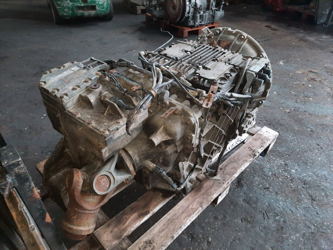 Volvo AT 2612D . AT2412C .AT2512C . Volvo B12M - Gearbox for Bus: picture 5 Volvo AT 2612D . AT2412C .AT2512C . Volvo B12M - Gearbox for Bus: picture 5