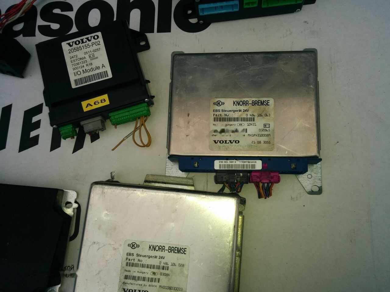 Volvo KNOR-BREMSE EBS 0486106063, 0486106028.\\\\ 0486106050 .\\ 063\\ Volvo Scania - ECU for Bus: picture 4 Volvo KNOR-BREMSE EBS 0486106063, 0486106028.\\\\ 0486106050 .\\ 063\\ Volvo Scania - ECU for Bus: picture 4