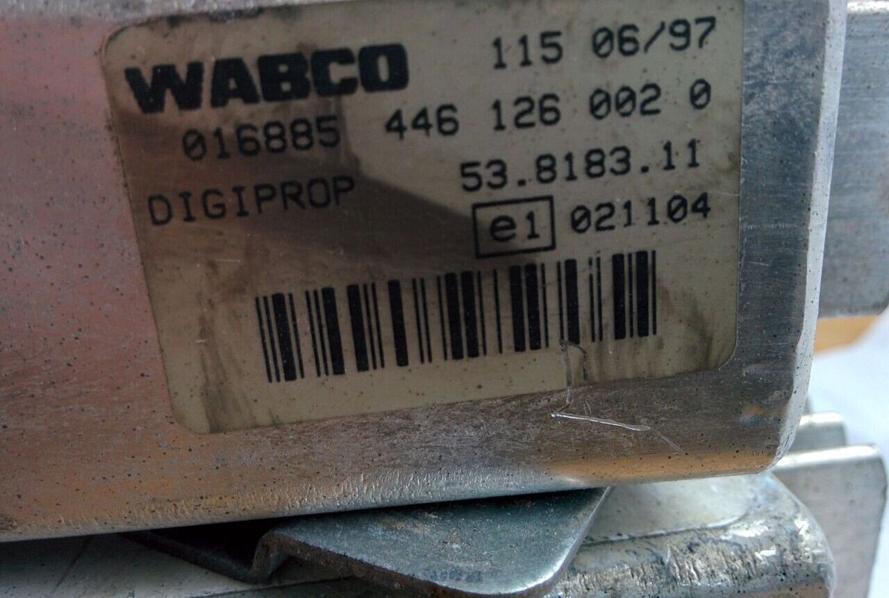 Volvo Voyt- ritarder Wabco 4461260000 . 4461260020 003130 /039161 Volvo - ECU for Bus: picture 5 Volvo Voyt- ritarder Wabco 4461260000 . 4461260020 003130 /039161 Volvo - ECU for Bus: picture 5