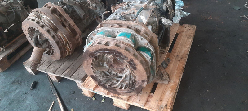 ZF 6S1600 - Gearbox: picture 2 ZF 6S1600 - Gearbox: picture 2