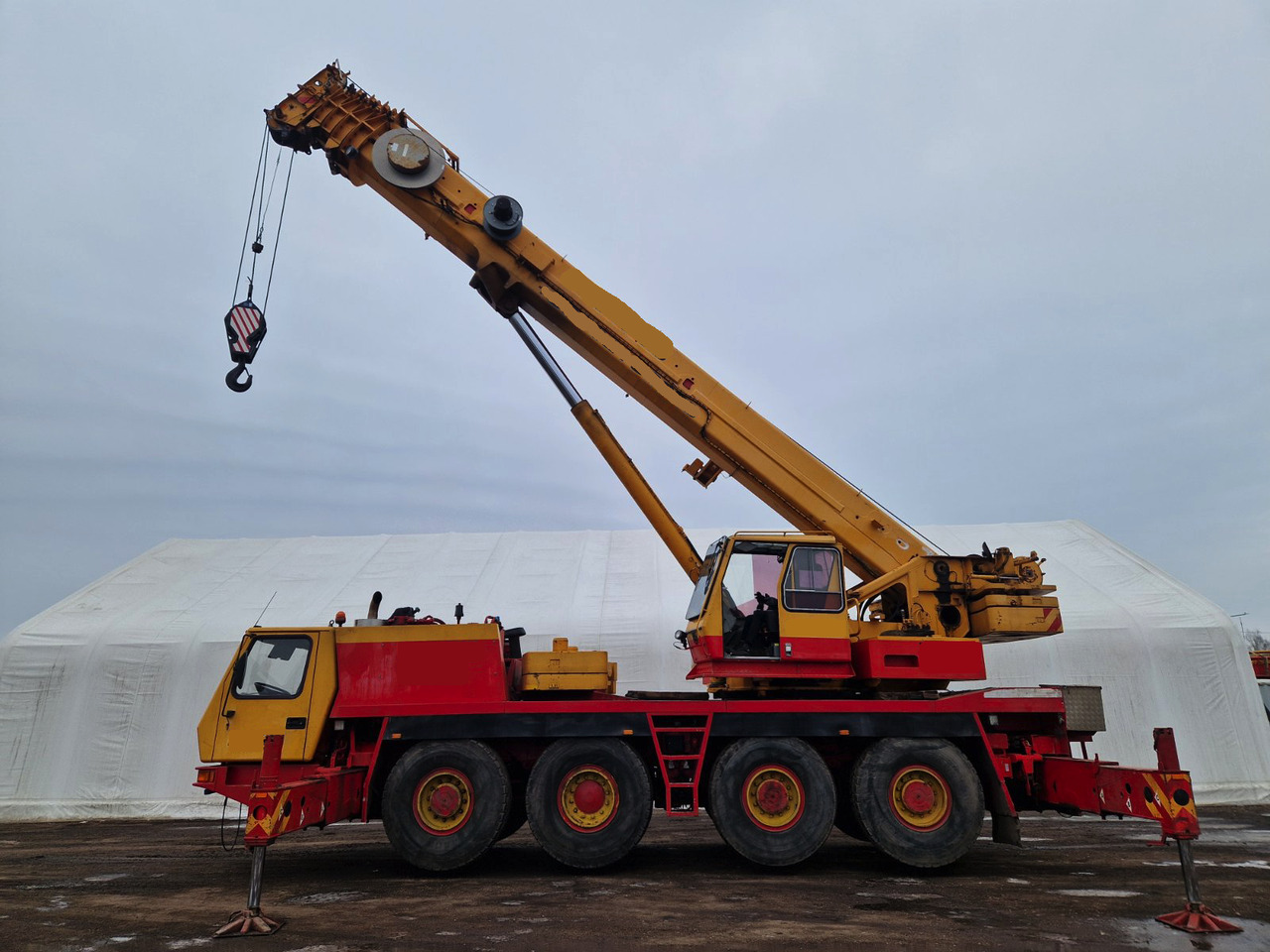 GROVE GMK4075 - All terrain crane: picture 1 GROVE GMK4075 - All terrain crane: picture 1