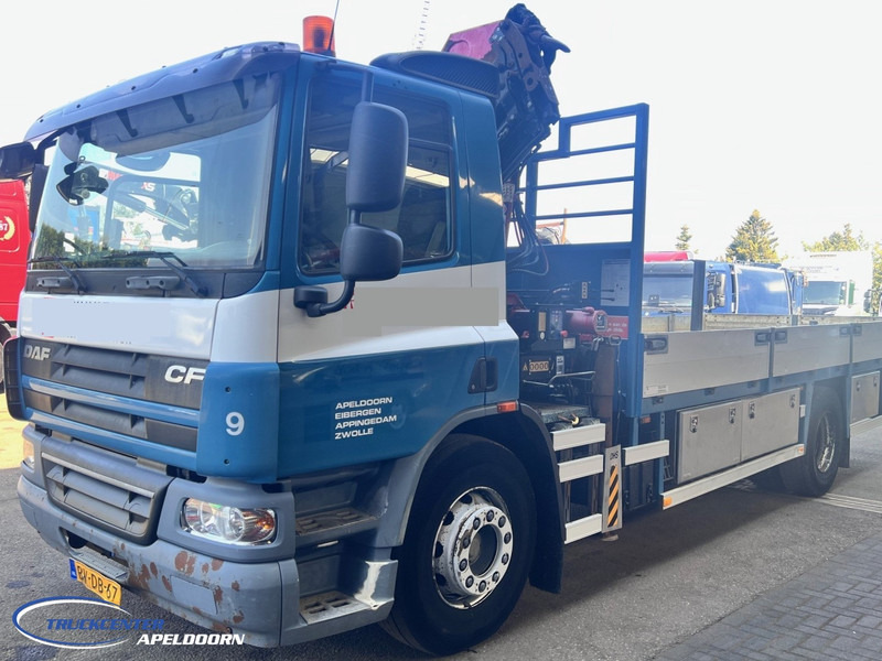 DAF CF 75.310 Manuel, Steel springs, HMF 1560 K3 - Dropside/ Flatbed truck, Crane truck: picture 3 DAF CF 75.310 Manuel, Steel springs, HMF 1560 K3 - Dropside/ Flatbed truck, Crane truck: picture 3