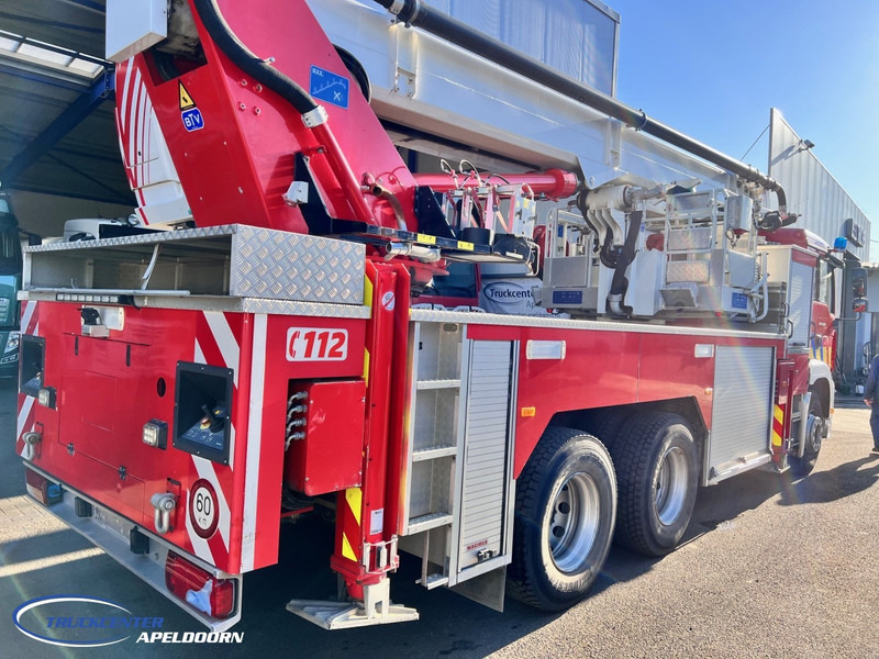 MAN TGA 26.350 Magirus ALP 320L = 32 meter, Waterpump, 6x4, Steel springs - Fire truck: picture 4 MAN TGA 26.350 Magirus ALP 320L = 32 meter, Waterpump, 6x4, Steel springs - Fire truck: picture 4