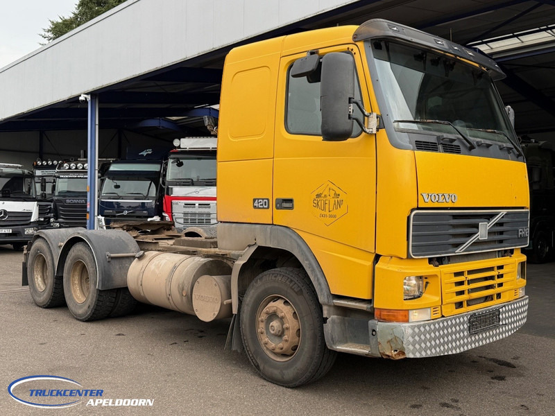 Volvo FH 12 - 420 6x4, Handgeschakeld, Hydrauliek - Tractor unit: picture 1 Volvo FH 12 - 420 6x4, Handgeschakeld, Hydrauliek - Tractor unit: picture 1