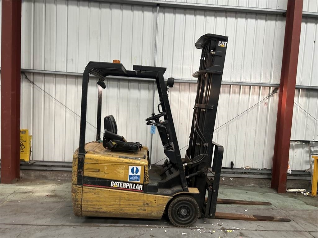 CAT EP16KT - Electric forklift: picture 5 CAT EP16KT - Electric forklift: picture 5