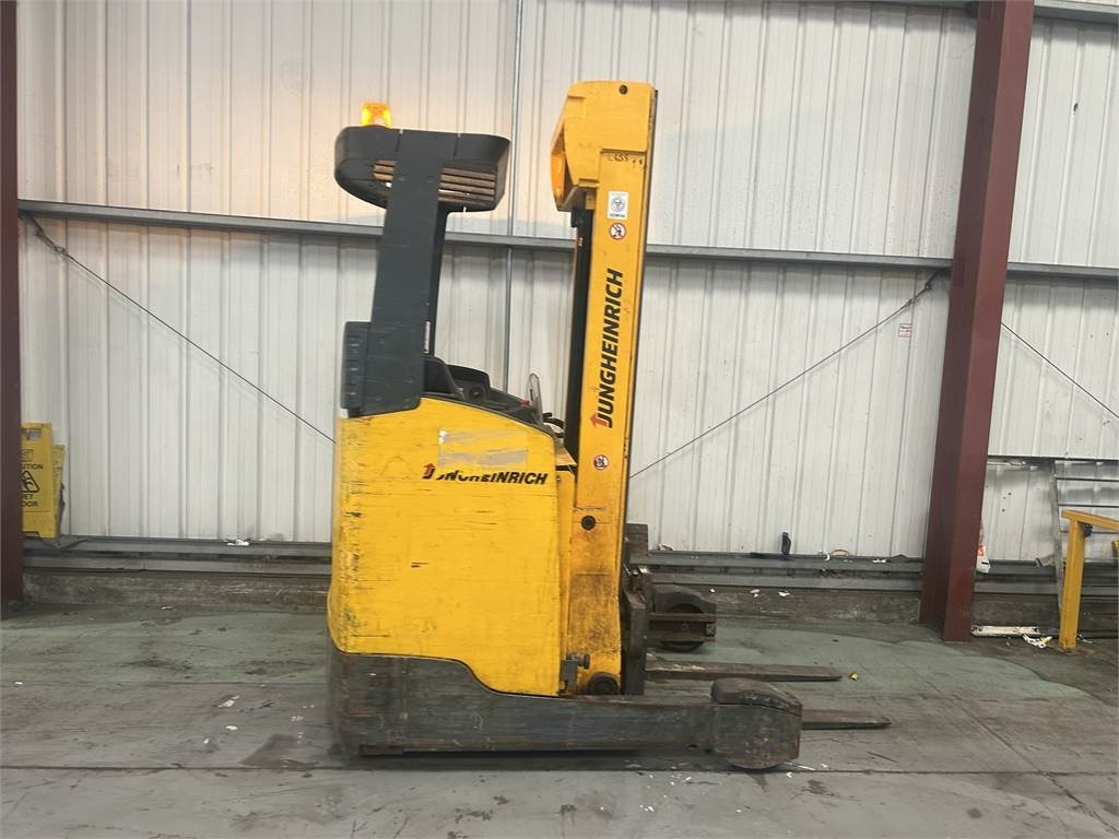 Jungheinrich ETV214 - Reach truck: picture 5 Jungheinrich ETV214 - Reach truck: picture 5