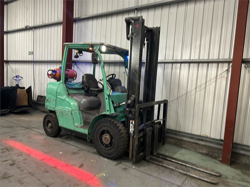 Mitsubishi FG40NT  - LPG forklift: picture 4 Mitsubishi FG40NT  - LPG forklift: picture 4