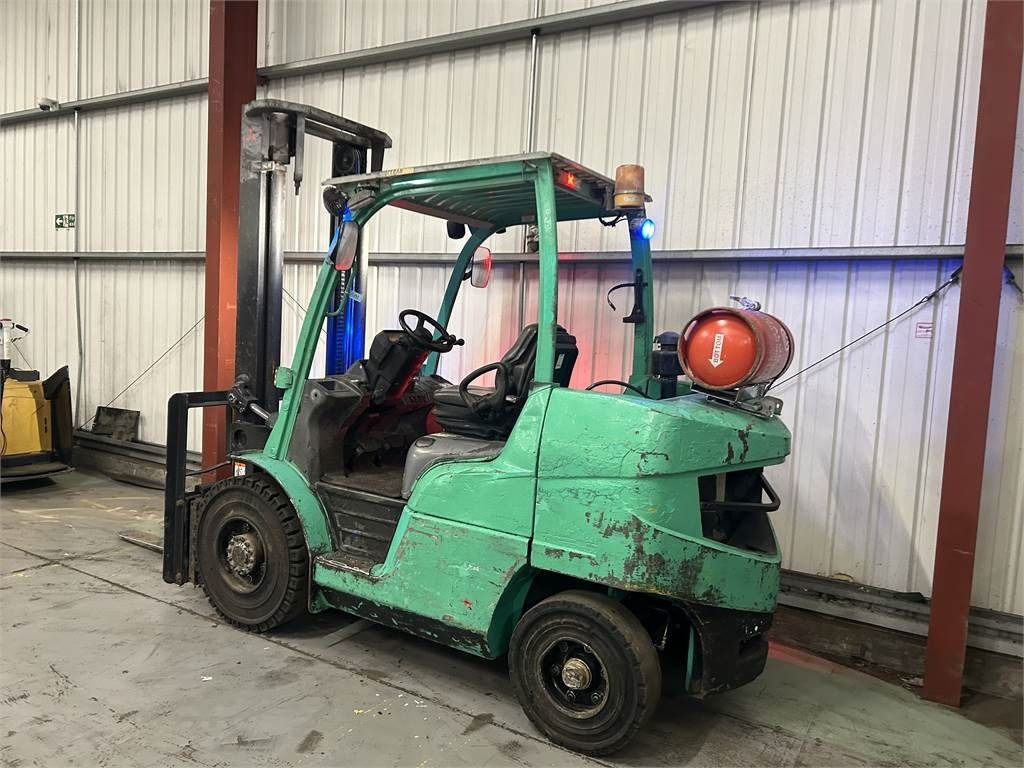 Mitsubishi FG40NT  - LPG forklift: picture 3 Mitsubishi FG40NT  - LPG forklift: picture 3