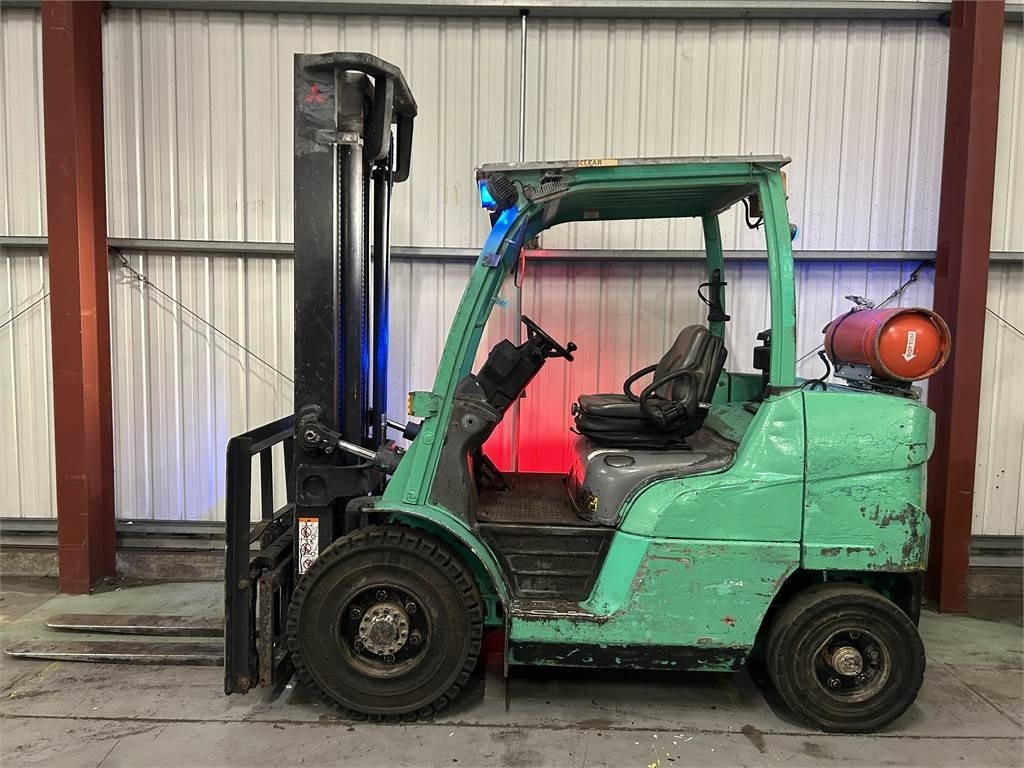 Mitsubishi FG40NT  - LPG forklift: picture 1 Mitsubishi FG40NT  - LPG forklift: picture 1