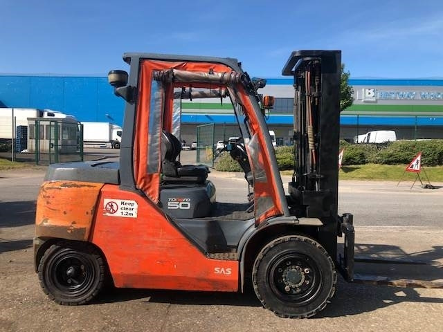 Toyota 40-8FD45N - Diesel forklift: picture 2 Toyota 40-8FD45N - Diesel forklift: picture 2
