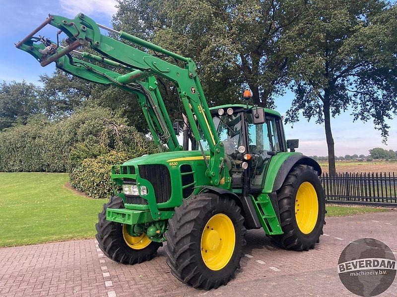 John Deere 6530 Premium - Farm tractor: picture 1 John Deere 6530 Premium - Farm tractor: picture 1