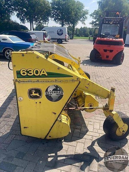 John Deere Pick-up 630A - Harvester attachment: picture 4 John Deere Pick-up 630A - Harvester attachment: picture 4