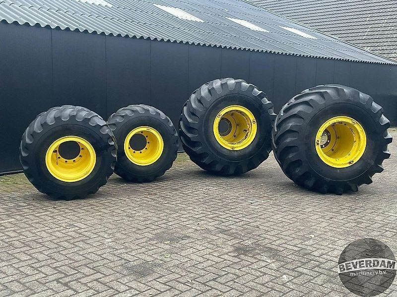 Tianli Terra Flotation 66X43.00R25 48X25.00R20 John Deer - Tire for Agricultural machinery: picture 1 Tianli Terra Flotation 66X43.00R25 48X25.00R20 John Deer - Tire for Agricultural machinery: picture 1