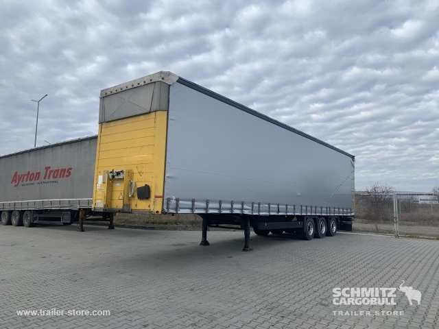 Schmitz Cargobull Curtainsider Varios Side door both sides - Curtainsider semi-trailer: picture 1 Schmitz Cargobull Curtainsider Varios Side door both sides - Curtainsider semi-trailer: picture 1
