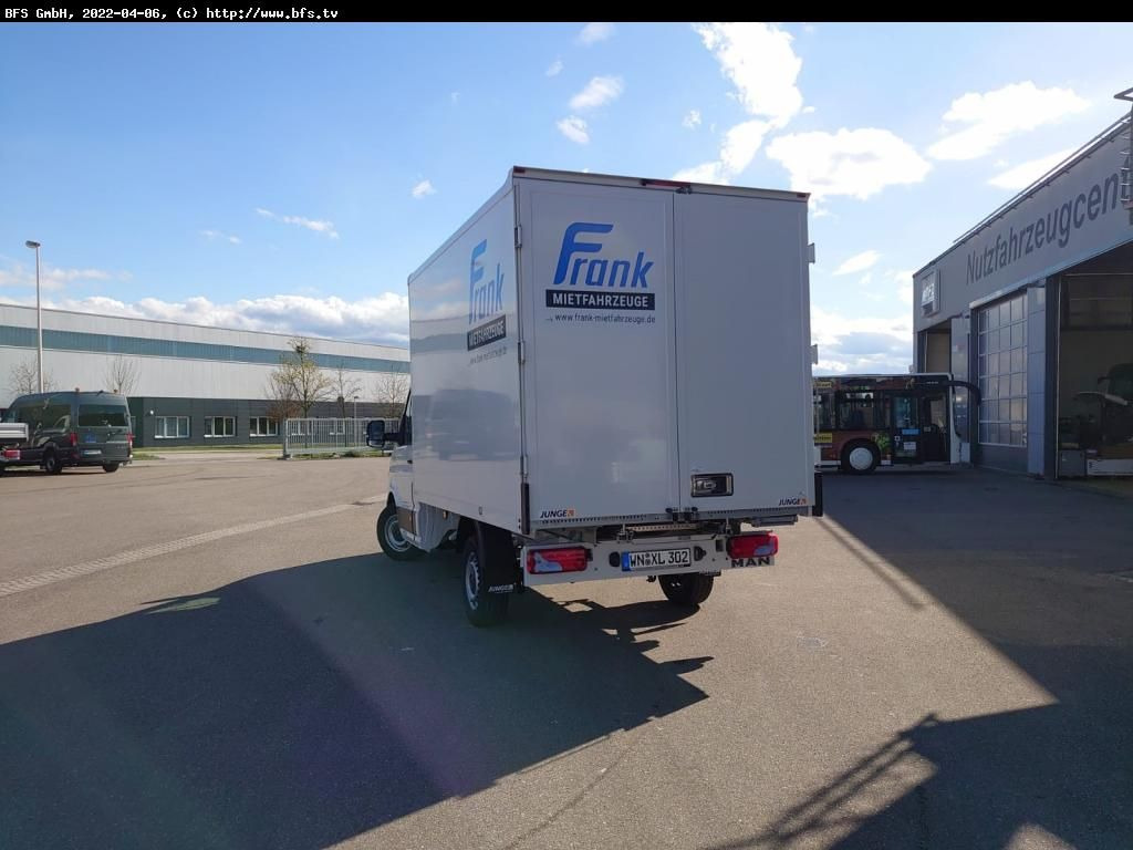 MAN TGE 3.180 4x2 F SB Möbelkoffer - Box van: picture 4 MAN TGE 3.180 4x2 F SB Möbelkoffer - Box van: picture 4