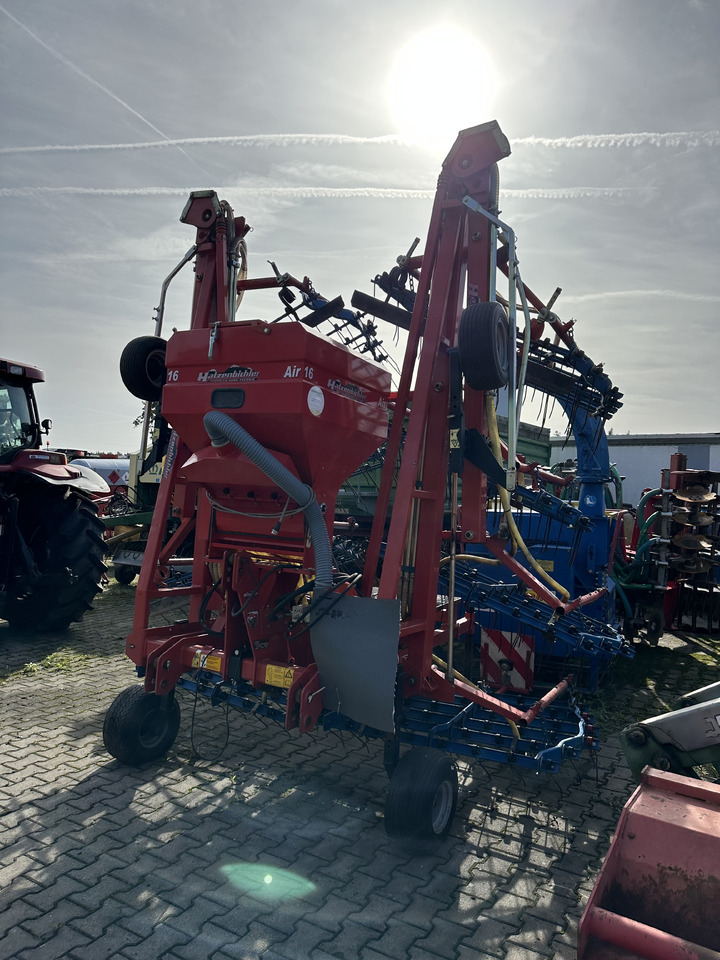 Hatzenbichler AIR 16 - Spring tine harrow: picture 3 Hatzenbichler AIR 16 - Spring tine harrow: picture 3
