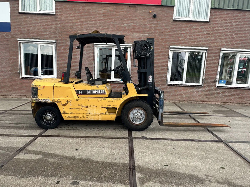 Caterpillar DP50 VORKVERSTELLERS +SIDE SHIFT - Diesel forklift: picture 3 Caterpillar DP50 VORKVERSTELLERS +SIDE SHIFT - Diesel forklift: picture 3
