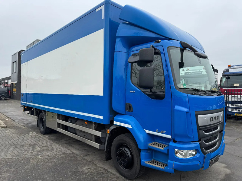 DAF LF 180 4X2 - EURO 6 + DHOLLANDIA LIFT + TÜV 09-2025 - Box truck: picture 3 DAF LF 180 4X2 - EURO 6 + DHOLLANDIA LIFT + TÜV 09-2025 - Box truck: picture 3