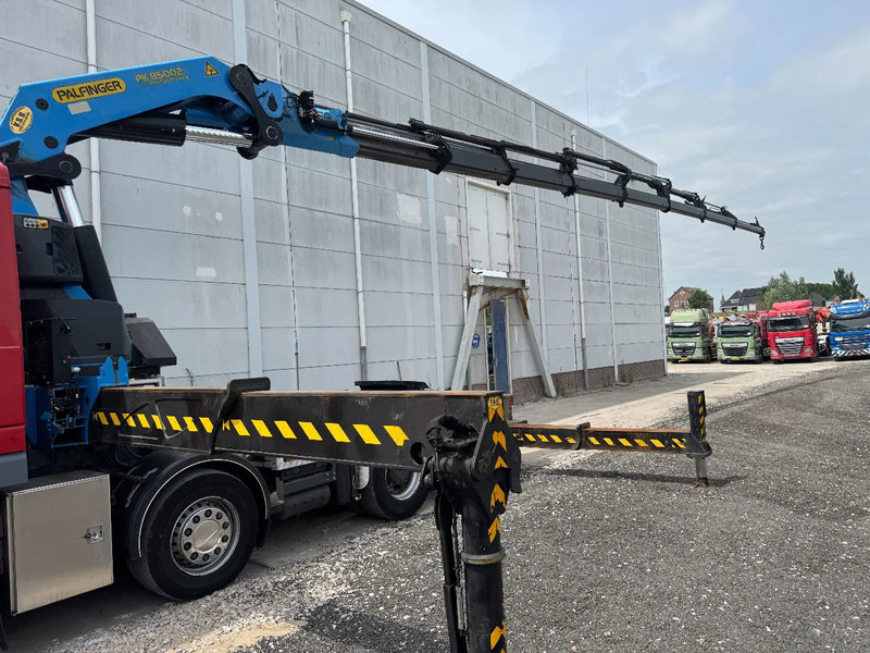DAF XF 105.460 8X4 PALFINGER PK78002+ REMOTE CONTROL HUB REDUCTION TÜV TILL 03-2026 - Crane truck: picture 4 DAF XF 105.460 8X4 PALFINGER PK78002+ REMOTE CONTROL HUB REDUCTION TÜV TILL 03-2026 - Crane truck: picture 4