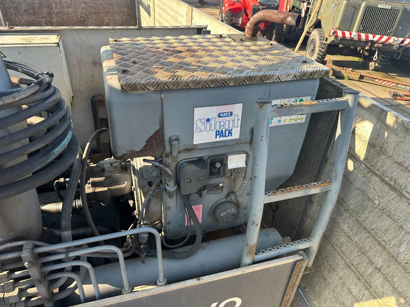 Dropside/ Flatbed semi-trailer Floor KENNIS R14/6.00 APK 11-2026 2 STUUR EN 2 LIFT ASSEN: picture 9 Dropside/ Flatbed semi-trailer Floor KENNIS R14/6.00 APK 11-2026 2 STUUR EN 2 LIFT ASSEN: picture 9