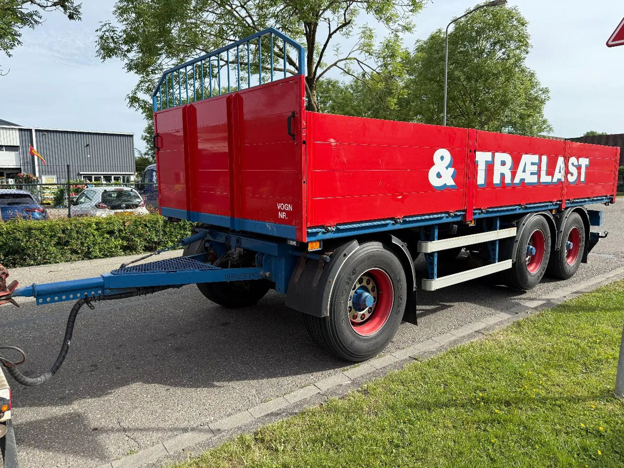 HFR 3X BPW AXLE - Dropside/ Flatbed trailer: picture 1 HFR 3X BPW AXLE - Dropside/ Flatbed trailer: picture 1