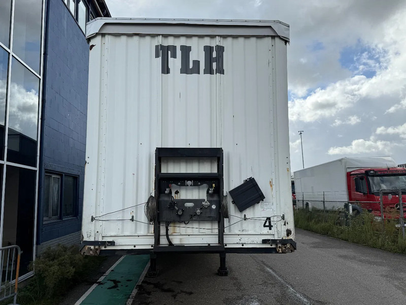 Kässbohrer XS - 3 AXLE - SAF + SLIDING ROOF - DISC BRAKES - Curtainsider semi-trailer: picture 2 Kässbohrer XS - 3 AXLE - SAF + SLIDING ROOF - DISC BRAKES - Curtainsider semi-trailer: picture 2