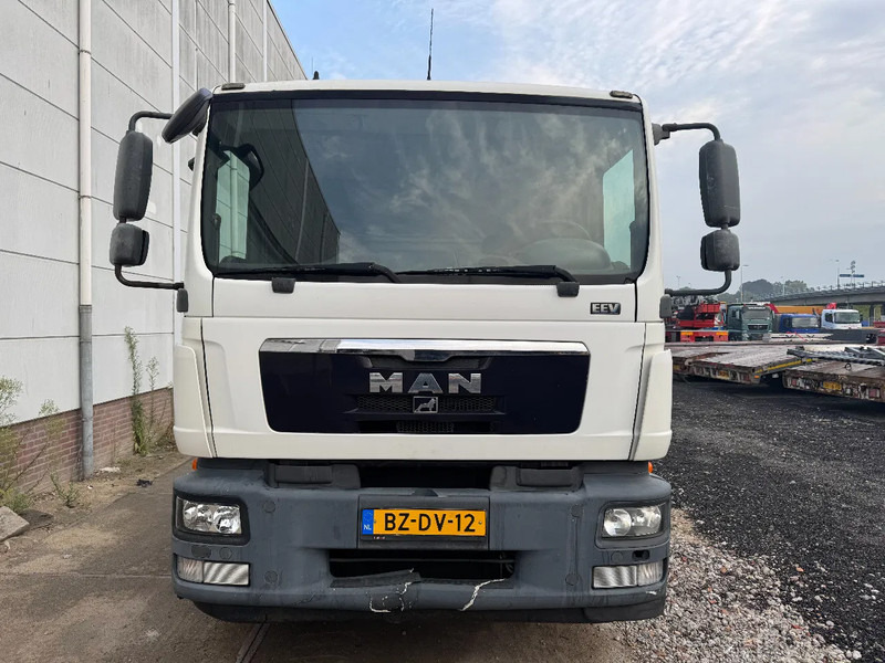 MAN TGM 18.340 4X2 EURO 5 CHASSIS - Cab chassis truck: picture 2 MAN TGM 18.340 4X2 EURO 5 CHASSIS - Cab chassis truck: picture 2