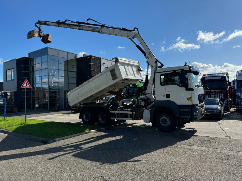 MAN TGS 26.400 6X4 HIAB 166D + REMOTE CONTROL + 2 WAYS KIPPER TÜV TILL 07-2025 - Tipper, Crane truck: picture 2 MAN TGS 26.400 6X4 HIAB 166D + REMOTE CONTROL + 2 WAYS KIPPER TÜV TILL 07-2025 - Tipper, Crane truck: picture 2