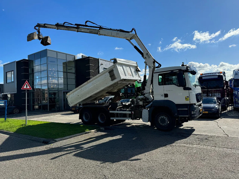 MAN TGS 26.400 6X4 HIAB 166D + REMOTE CONTROL + 2 WAYS KIPPER TÜV TILL 07-2025 - Tipper, Crane truck: picture 4 MAN TGS 26.400 6X4 HIAB 166D + REMOTE CONTROL + 2 WAYS KIPPER TÜV TILL 07-2025 - Tipper, Crane truck: picture 4