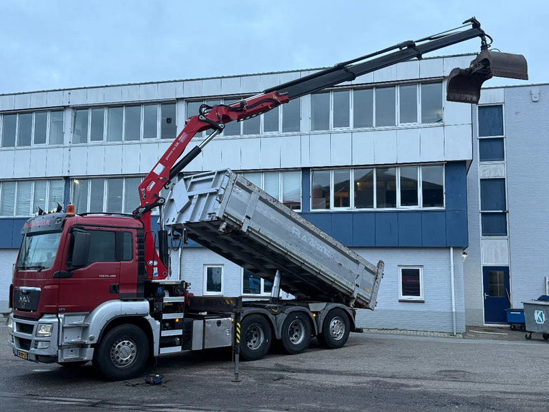 MAN TGS 35.480 8X4 + HMF 2420-K3 REMOTE + TIPPER - Tipper, Crane truck: picture 2 MAN TGS 35.480 8X4 + HMF 2420-K3 REMOTE + TIPPER - Tipper, Crane truck: picture 2