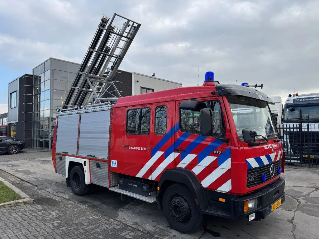 Mercedes-Benz 1117 - FULL EQUIPMENT INCLUDED FIRE TRUCK + LADD - Fire truck: picture 2 Mercedes-Benz 1117 - FULL EQUIPMENT INCLUDED FIRE TRUCK + LADD - Fire truck: picture 2